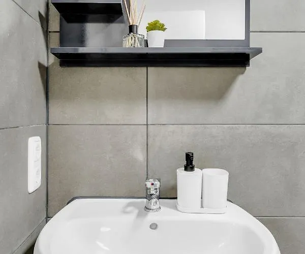 شقة 2 Apartments,4 Betten,zentral Am Sbahnhof Koepenick,vollmoebliert برلين