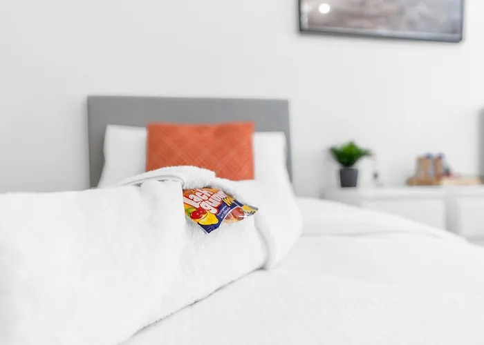 2 Apartments,4 Betten,zentral Am Sbahnhof Koepenick,vollmoebliert *