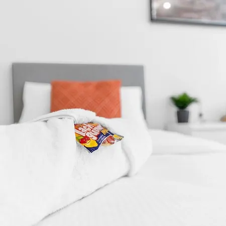 2 Apartments,4 Betten,zentral Am Sbahnhof Koepenick,vollmoebliert *